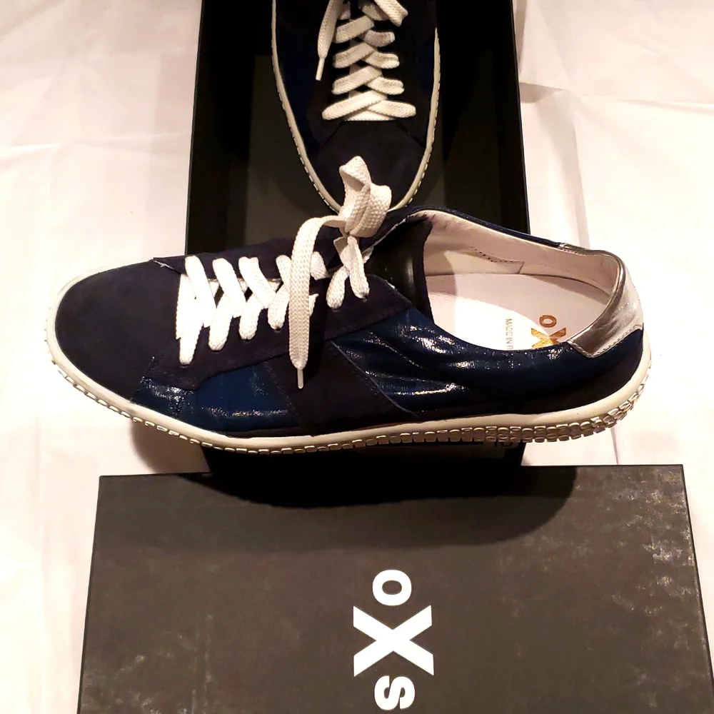 oXs Italy New Sneakers Edgy Wedge Tennis Shoes Suede Leather Women's 10 NIB